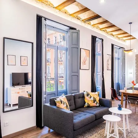 Classy With Unique Design Apartment Valencia