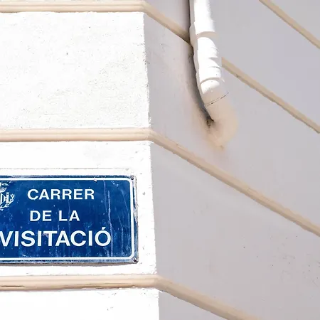 Classy With Unique Design 瓦伦西亚