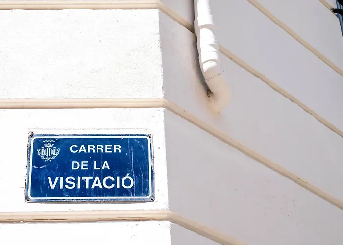 Classy With Unique Design Valencia